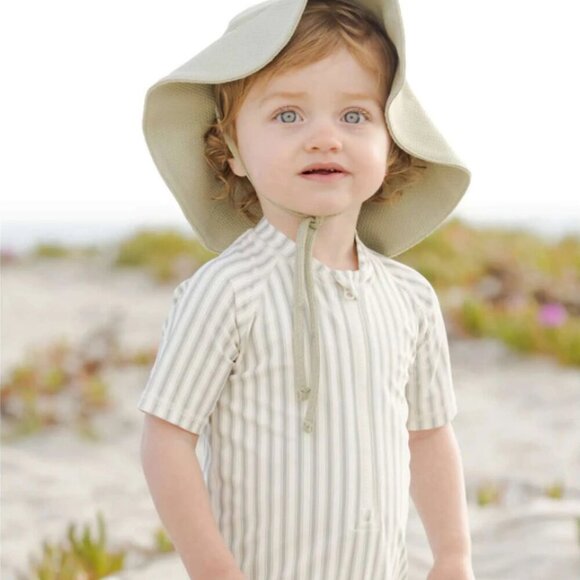 NWT - Quincy Mae zip onepiece swim and sun hat set - Picture 3 of 4